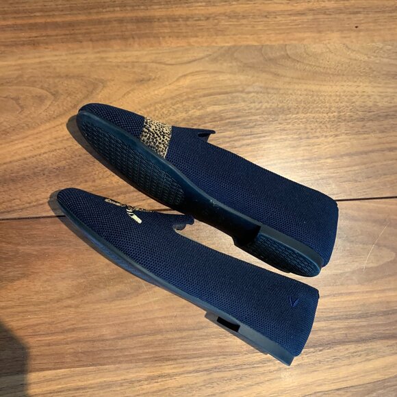 Vivaia shoe, lofer, slide on, never worn, sz 37,cheetah embroidery, navy, - Picture 2 of 16